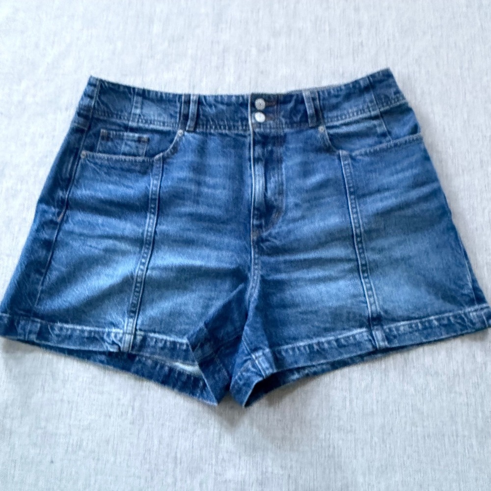 LOFT Denim Shorts Rivete Double Shank High Rise Size 31 / 12 Seam Detail